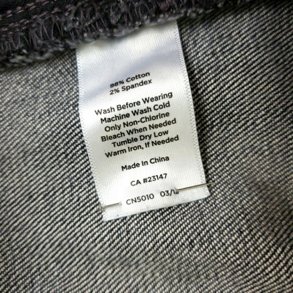 Talbots~Size 6 Petite~Black Denim Flawless Five Pocket Slim Ankle Curvy Jeans. - Picture 5 of 11